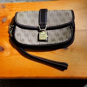 Small Dooney & Bourke Tan Leather & Cloth Wristlet